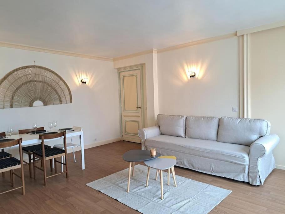 Magnifique T3 Avec Balcon Au Pied Du Metro Colbert Apartment Tourcoing Exterior photo